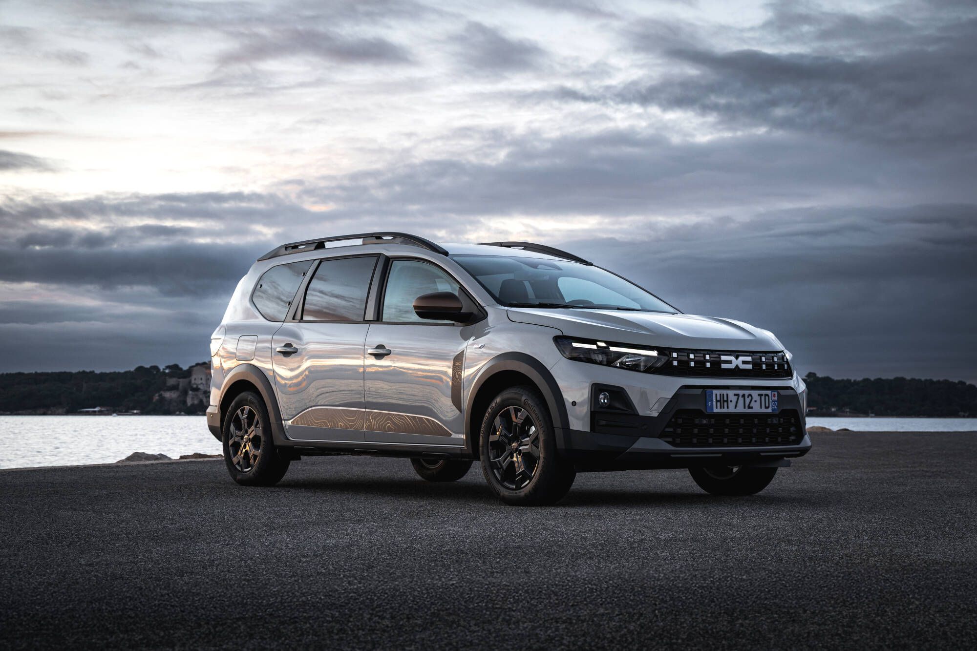 Dacia Jogger hybrid 155 - Extreme version (10).jpg