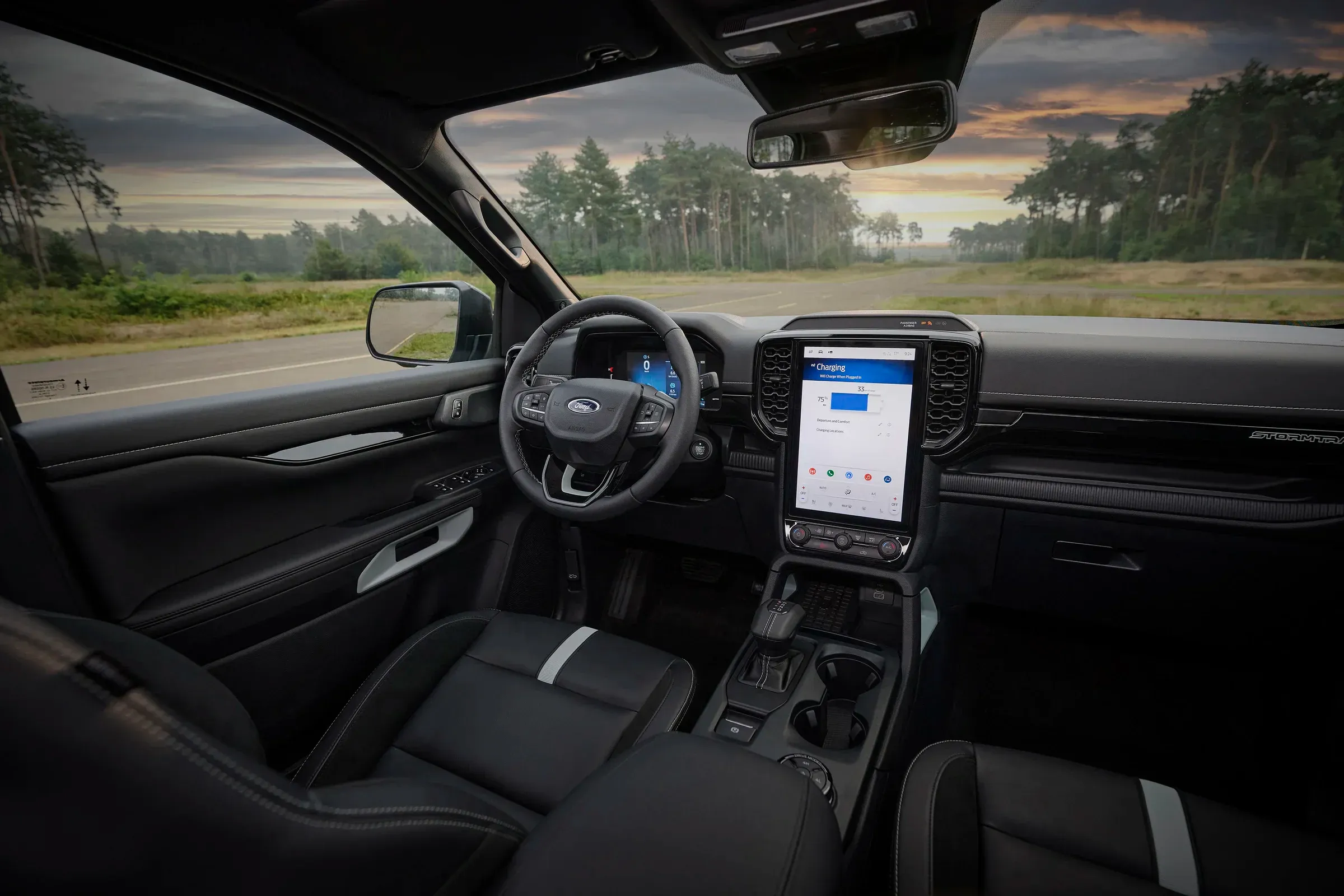 ranger_stormtrack_interior_2400.webp