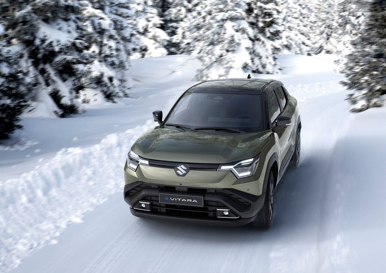 suzuki-evitara-snow.jpg